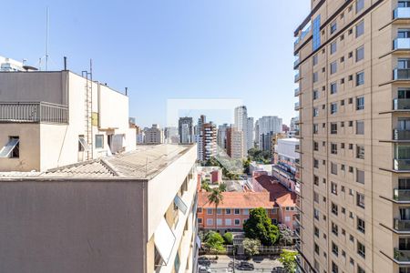 Vista de kitnet/studio à venda com 1 quarto, 26m² em Indianópolis, São Paulo