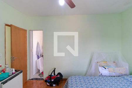 Casa de condomínio à venda com 285m², 4 quartos e 5 vagas Casa de condomínio à venda com 285m², 4 quartos e 5 vagasSuíte 01