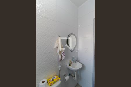 Casa de condomínio à venda com 285m², 4 quartos e 5 vagas Casa de condomínio à venda com 285m², 4 quartos e 5 vagasBanheiro