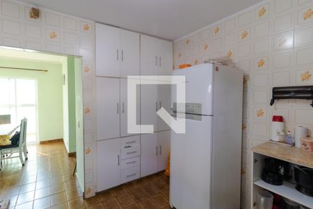 Casa de condomínio à venda com 285m², 4 quartos e 5 vagas Casa de condomínio à venda com 285m², 4 quartos e 5 vagasCozinha