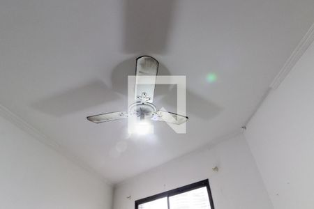 Detalhe da sala de apartamento para alugar com 1 quarto, 45m² em Guilhermina, Praia Grande