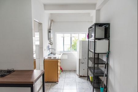 Sala/quarto de kitnet/studio para alugar com 1 quarto, 16m² em Liberdade, São Paulo