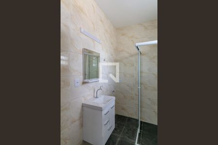 Banheiro de kitnet/studio para alugar com 1 quarto, 24m² em Vila Buarque, São Paulo