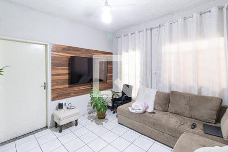 Sala de casa à venda com 4 quartos, 150m² em Piratininga, Osasco