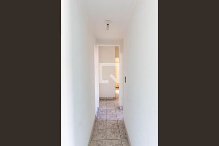 Corredor de apartamento à venda com 2 quartos, 55m² em Vila Constanca, São Paulo