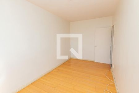 Quarto de apartamento à venda com 1 quarto, 56m² em Jardim Sabará, Porto Alegre