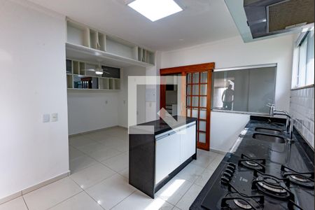 Casa de condomínio à venda com 155m², 3 quartos e 2 vagas Casa de condomínio à venda com 155m², 3 quartos e 2 vagasCozinha