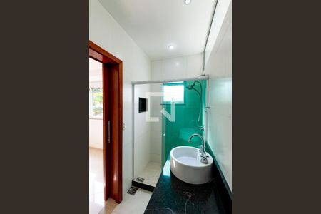 Casa de condomínio à venda com 155m², 3 quartos e 2 vagas Casa de condomínio à venda com 155m², 3 quartos e 2 vagasBanheiro da Suíte 1