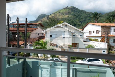 Casa de condomínio à venda com 155m², 3 quartos e 2 vagas Casa de condomínio à venda com 155m², 3 quartos e 2 vagasVista da Suíte 3