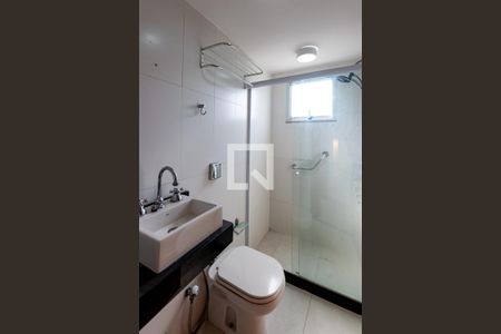 Casa de condomínio à venda com 155m², 3 quartos e 2 vagas Casa de condomínio à venda com 155m², 3 quartos e 2 vagasBanheiro da Suíte 2