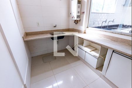 Casa de condomínio à venda com 155m², 3 quartos e 2 vagas Casa de condomínio à venda com 155m², 3 quartos e 2 vagasÁrea de Serviço