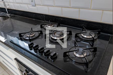 Casa de condomínio à venda com 155m², 3 quartos e 2 vagas Casa de condomínio à venda com 155m², 3 quartos e 2 vagasdetalhe da cozinha