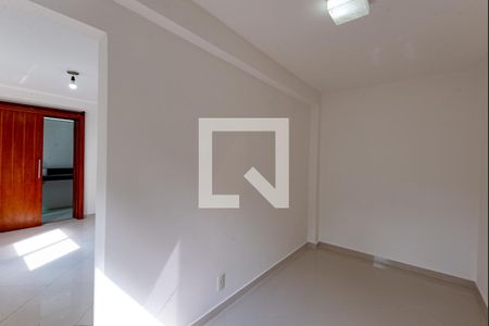 Casa de condomínio à venda com 155m², 3 quartos e 2 vagas Casa de condomínio à venda com 155m², 3 quartos e 2 vagasCloset da suíte 1