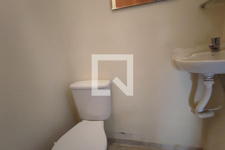 Lavabo de casa de condomínio à venda com 2 quartos, 75m² em Conjunto Residencial Souza Queiroz, Campinas