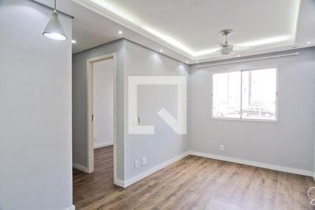 Sala de apartamento para alugar com 2 quartos, 45m² em Loteamento City Jaragua, São Paulo