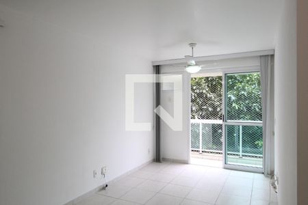 Sala de apartamento à venda com 2 quartos, 67m² em Freguesia de Jacarepaguá, Rio de Janeiro