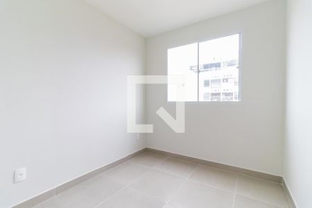 Sala de apartamento para alugar com 2 quartos, 44m² em Usina Piratininga, São Paulo