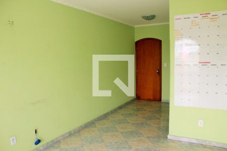 Quarto de casa para alugar com 4 quartos, 350m² em Jardim Gonçalves, Itaquaquecetuba