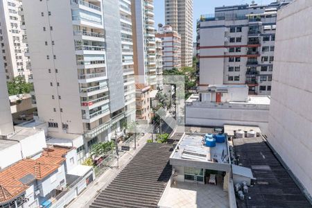 Vista da Sala de apartamento para alugar com 3 quartos, 120m² em Icaraí, Niterói