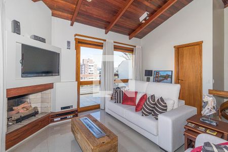 Sala de Estar de apartamento à venda com 2 quartos, 250m² em Petrópolis, Porto Alegre