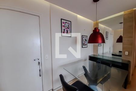 Sala de apartamento para alugar com 2 quartos, 55m² em Vila Bertioga, São Paulo