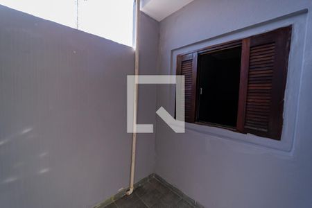 Casa para alugar com 50m², 1 quarto e sem vaga Casa para alugar com 50m², 1 quarto e sem vagaÁrea de Serviço