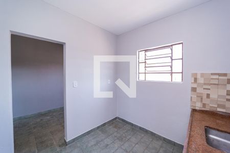 Casa para alugar com 50m², 1 quarto e sem vaga Casa para alugar com 50m², 1 quarto e sem vagaCozinha