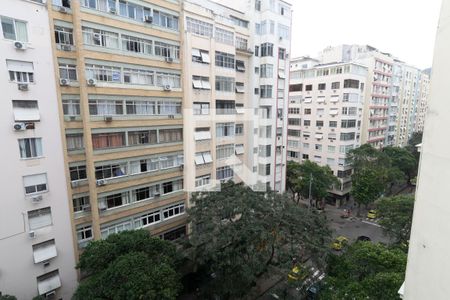 Vista da Rua de apartamento para alugar com 1 quarto, 65m² em Copacabana, Rio de Janeiro