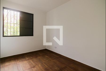 Quarto 1 de apartamento para alugar com 2 quartos, 52m² em Conj. Hab. Padre Manoel de Paiva, São Paulo