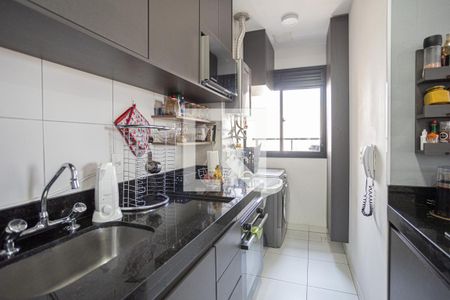 Cozinha e Área de Serviço de apartamento para alugar com 2 quartos, 70m² em Vila Osasco, Osasco