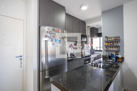 Cozinha e Área de Serviço de apartamento para alugar com 2 quartos, 70m² em Vila Osasco, Osasco