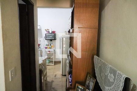 Corredor de casa à venda com 1 quarto, 250m² em Cidade Domitila, São Paulo