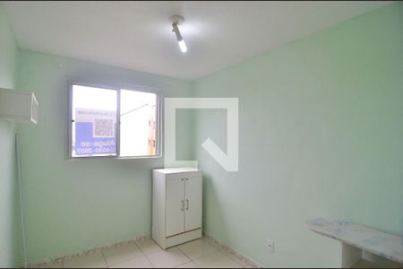 Quarto de apartamento à venda com 2 quartos, 40m² em Olaria, Canoas