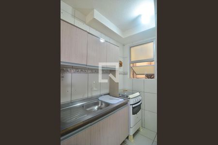 Cozinha de apartamento à venda com 2 quartos, 40m² em Olaria, Canoas