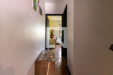 Corredor Quartos de casa para alugar com 3 quartos, 90m² em Vila da Saúde, São Paulo