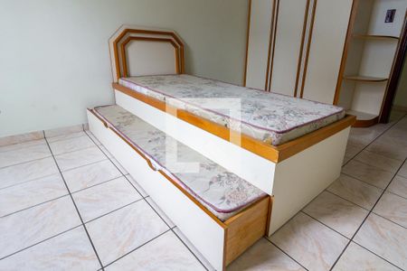 Detalhe do quarto de apartamento para alugar com 2 quartos, 94m² em Canto do Forte, Praia Grande