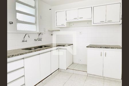 Apartamento para alugar com 3 quartos, 123m² em Centro, Belo Horizonte