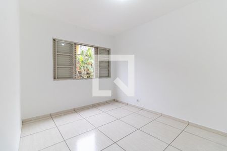 Quarto 1 de apartamento para alugar com 2 quartos, 80m² em Vila Moraes, São Paulo