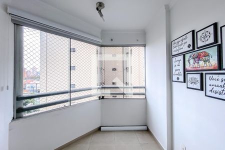 Sala de apartamento à venda com 2 quartos, 50m² em Vila Bertioga, São Paulo