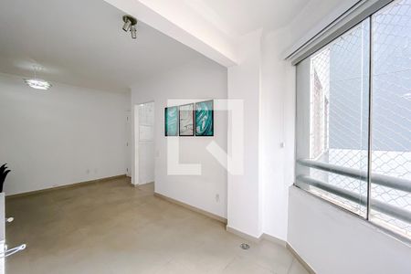 Sala de apartamento à venda com 2 quartos, 50m² em Vila Bertioga, São Paulo