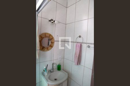 Banheiro de apartamento para alugar com 2 quartos, 54m² em Centro, Diadema