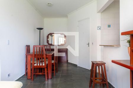 Sala de apartamento para alugar com 2 quartos, 80m² em Jardim Tres Marias, Guarujá