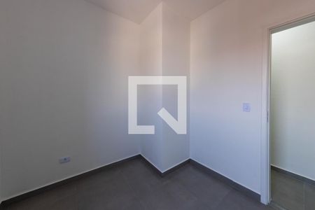 Quarto de apartamento para alugar com 2 quartos, 40m² em Vila Ema, São Paulo