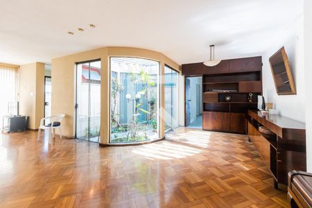 Sala de casa à venda com 3 quartos, 338m² em Sumarezinho, São Paulo
