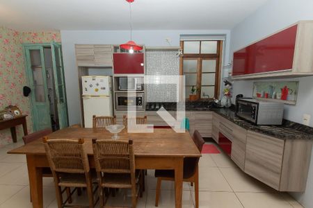 Cozinha de casa à venda com 3 quartos, 490m² em Floresta, Porto Alegre