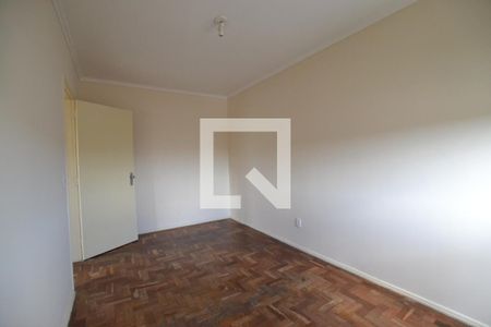 Quarto 1 de apartamento para alugar com 2 quartos, 71m² em Medianeira, Porto Alegre