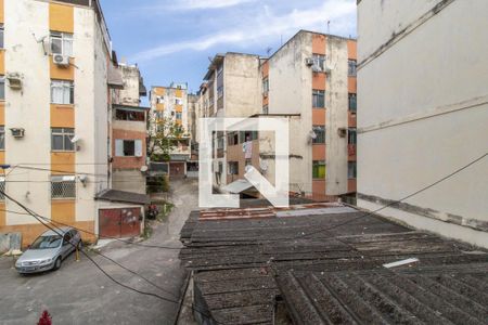 Vista de apartamento à venda com 2 quartos, 51m² em Olaria, Rio de Janeiro