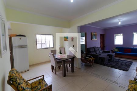 Salas de casa à venda com 6 quartos, 320m² em Vila Manoel Ferreira, Campinas
