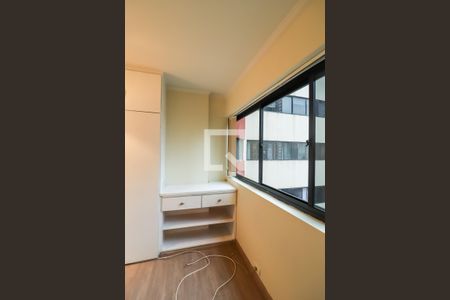 Quarto 1 de apartamento à venda com 3 quartos, 64m² em Jardim Parque Morumbi, São Paulo