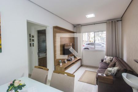 Sala de TV de apartamento à venda com 2 quartos, 51m² em Vila Sao Joao, Barueri